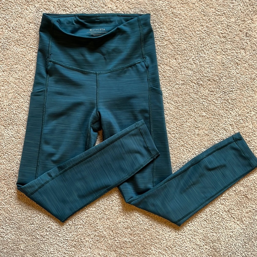 Athleta Ultimate Stash Pocket 7/8 Tight